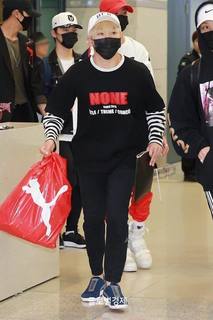 XO@ (17.4.28).jpg