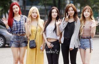 Red Velvet (17.7.14).jpg
